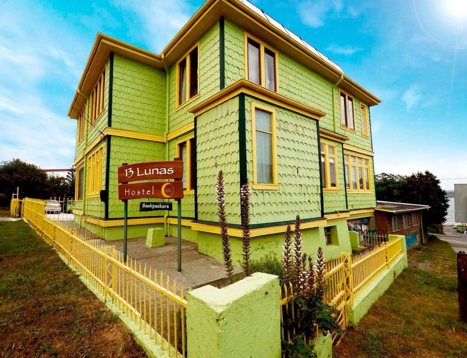 13 Lunas Hostel Ancud Exterior photo